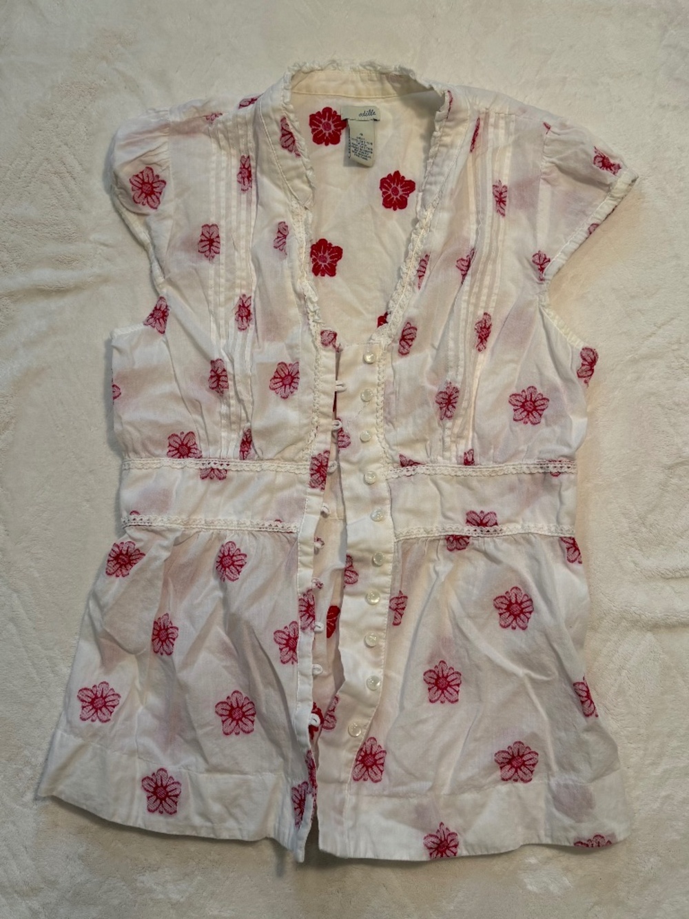 odille white and magenta sleeveless top Size: 4
